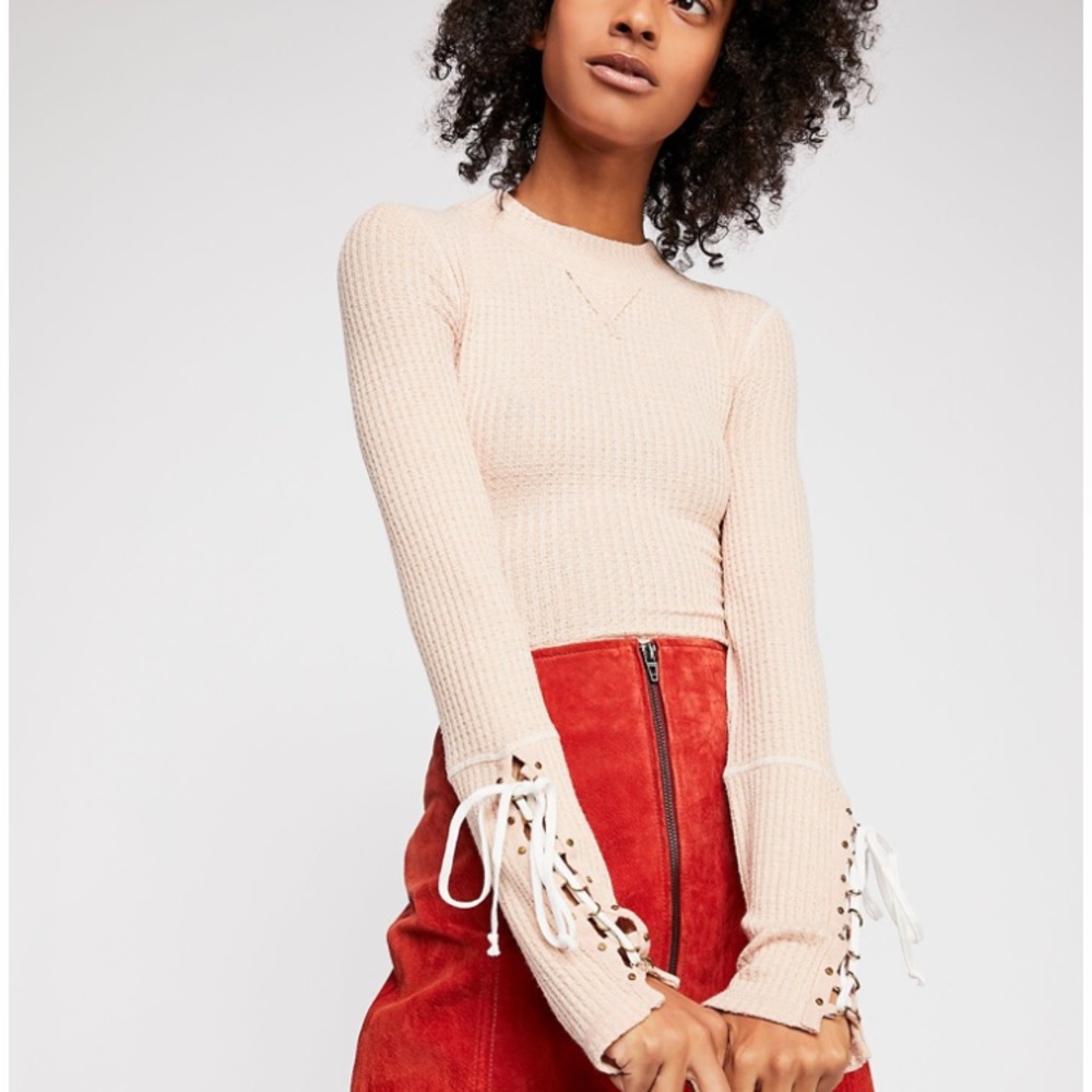 Free people mountaineer cuff‎ top